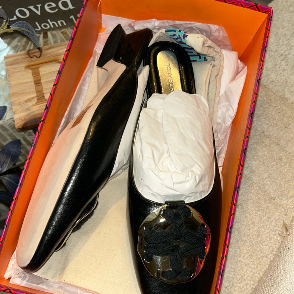 Tory Patos Logo kitten heel Goat Leather🥳🥳❌❌
